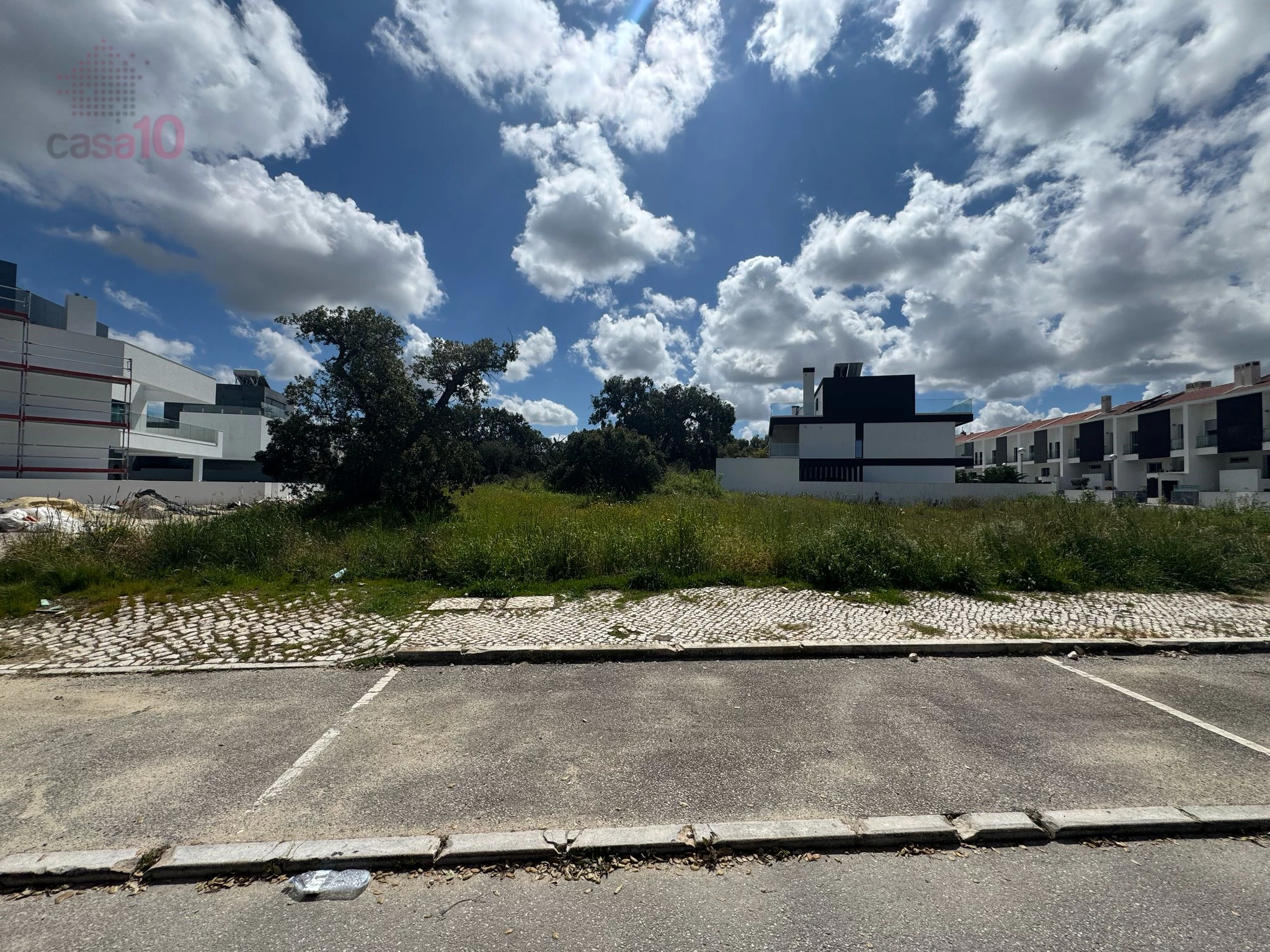 LOTE DE TERRENO PARA VENDA NA QTA DOS SOBREIROS, ALCOCHETE